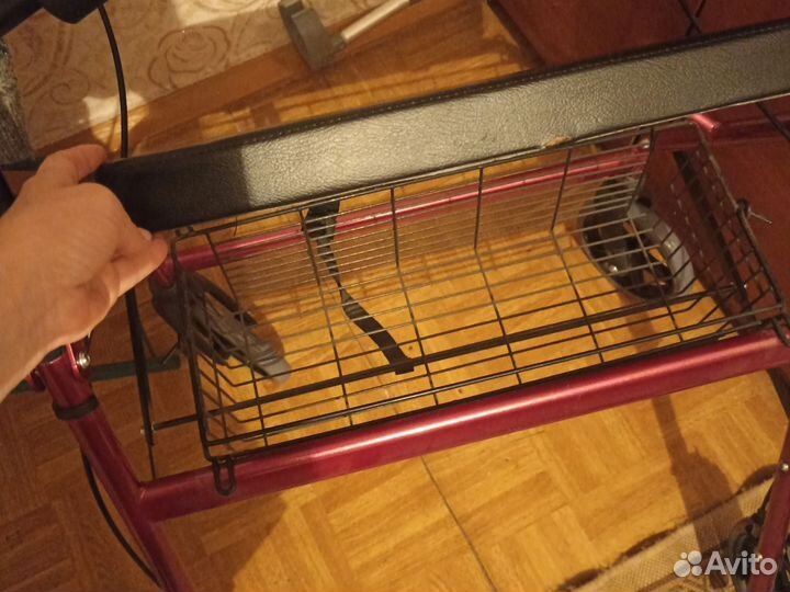 Ходунки для инвалидов