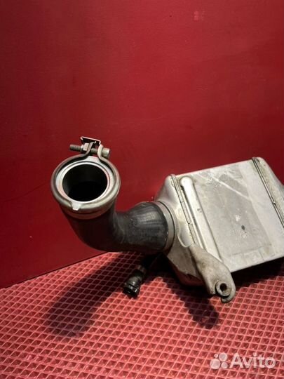 Интеркулер правый Bmw 7-Series F02 N63B44 2011