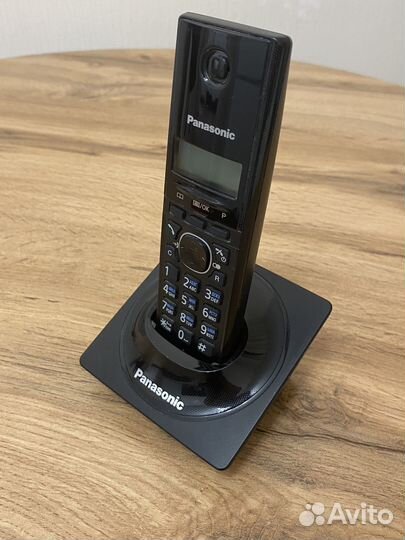 Стационарный телефон panasonic