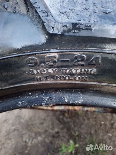 Шина на японский трактор