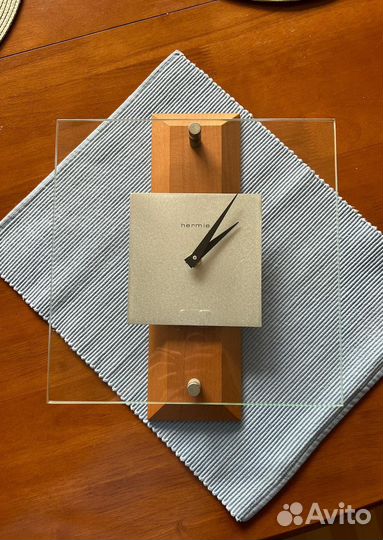 Часы настенные Hermle