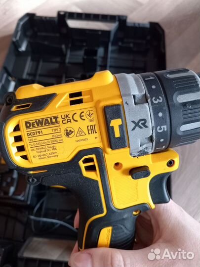 Аккумуляторный шуруповёрт