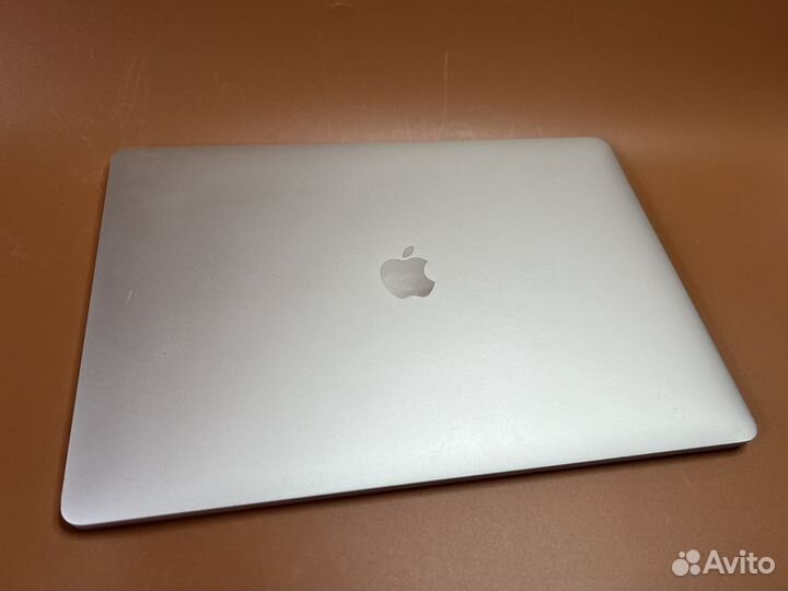 Apple MacBook Pro 15 2019 i9 32gb 500gb