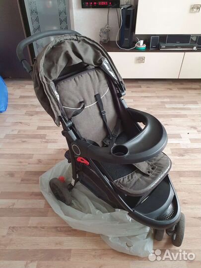 Прогулочная коляска urbini