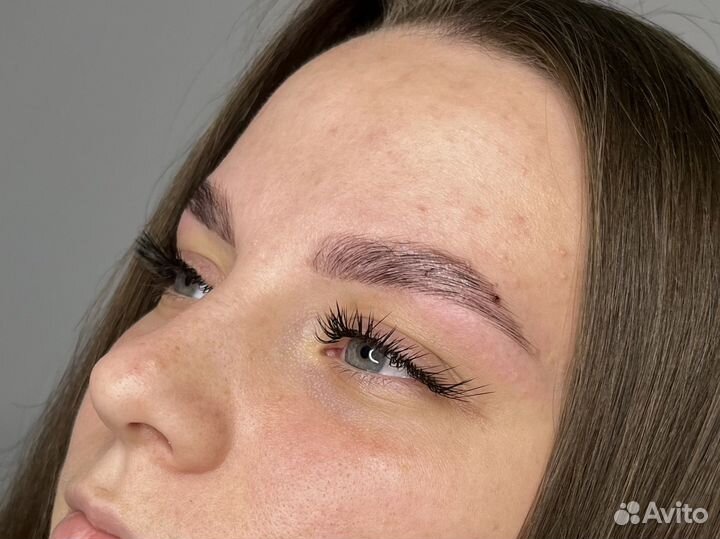 Мастер бровист