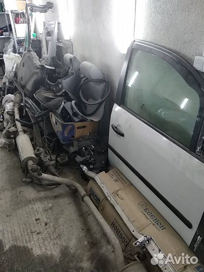 Продам детали на Фольксваген Кадди