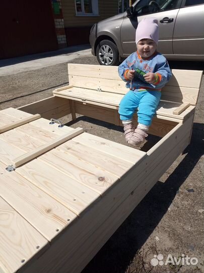 Детская песочница с крышкой