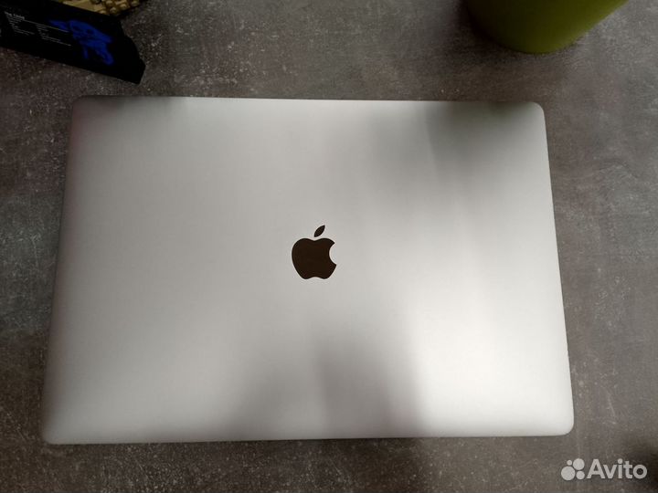 Apple MacBook Pro