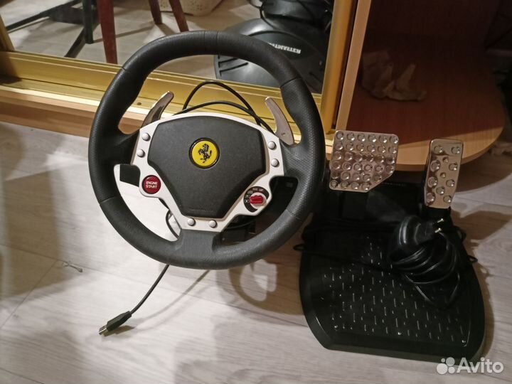 Игровой руль thrustmaster Ferrari f430