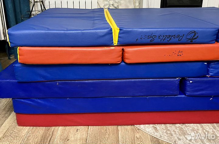 Мат гимнастический, спортивный, складной