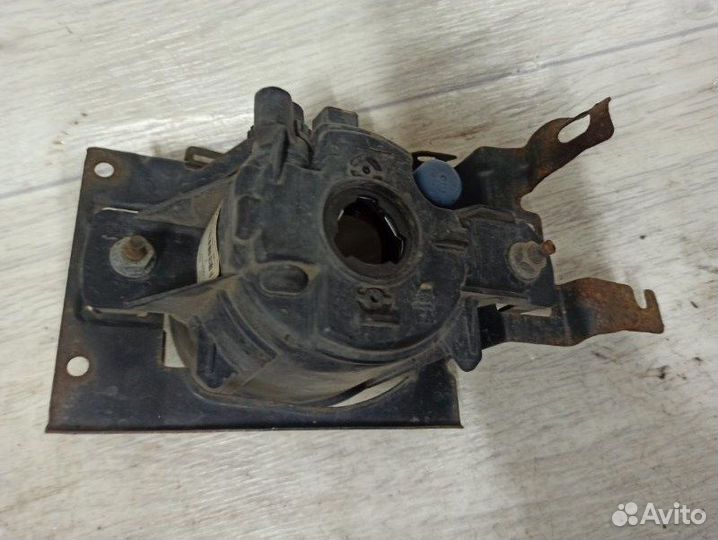 Фара противотуманная Nissan Teana J32 2008