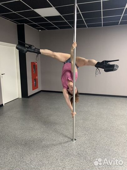 Exotic pole dance