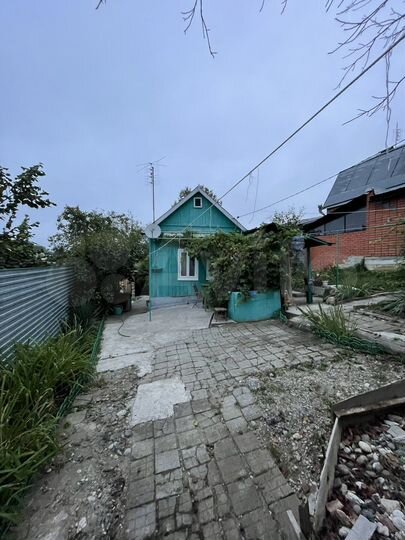 Дом 26 м² на участке 6 сот.