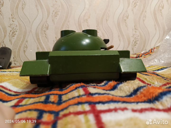 Игрушка танк СССР