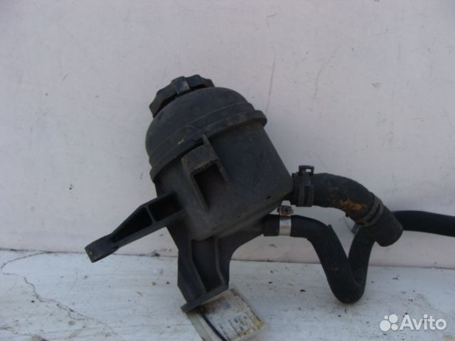 Бачок жидкости усилителя руля Мерседес С-Класс