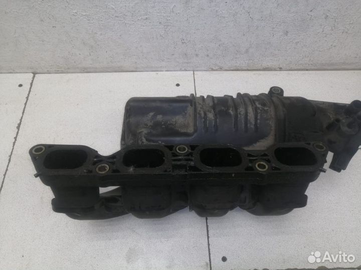 Впускной коллектор Тойота