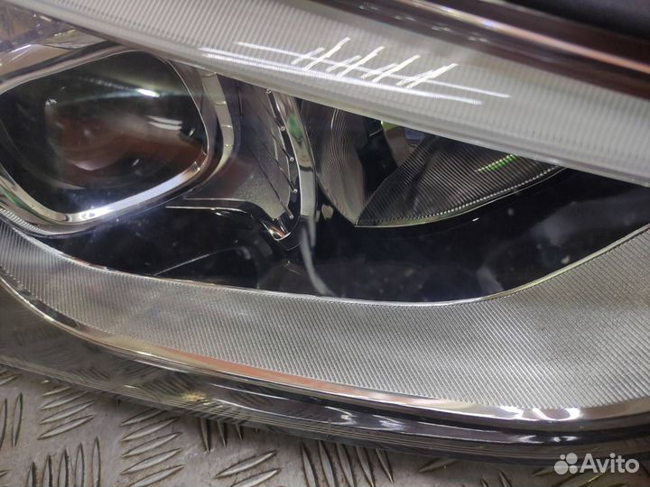 Фара правая Hyundai Santa Fe 3 DM 2012-2016