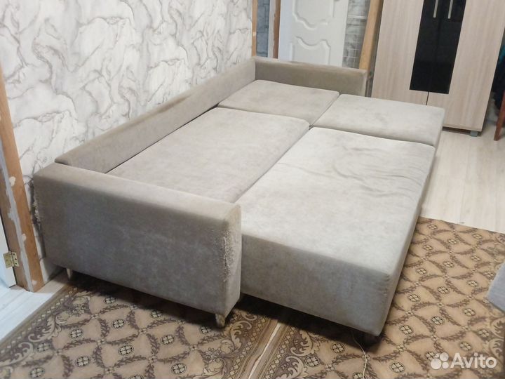 Угловой диван бу