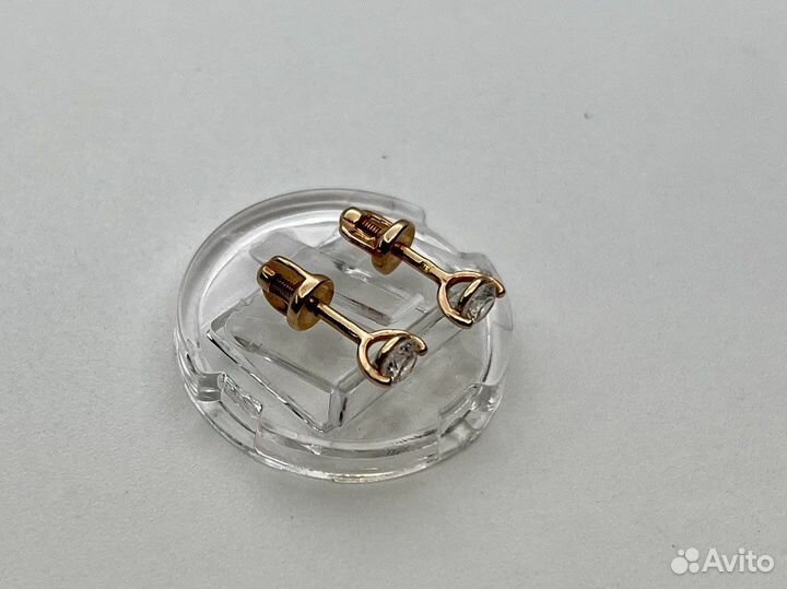 Золотые серьги 585 пробы