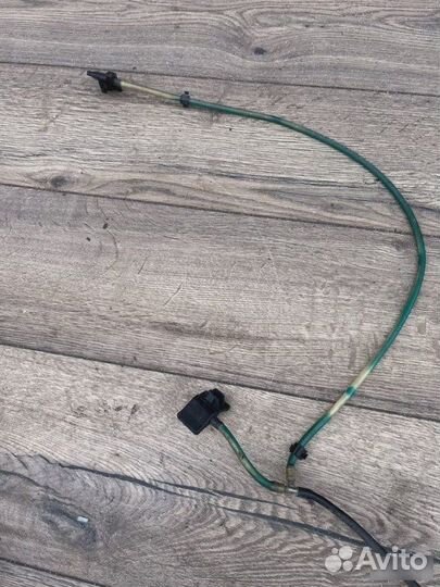 Форсунка омывателя Nissan Primera 2.0