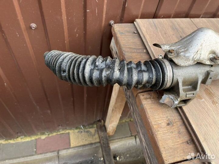 Рулевая рейка Volvo S40 2.4