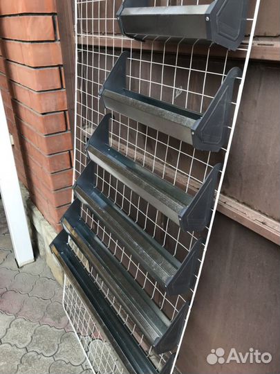 Навесные Кормушки для кур, перепелок и др птиц