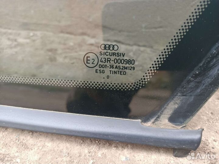 Задняя форточка Audi A6 C5. Седан