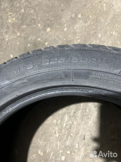 Goodyear Eagle Ultra Grip 225/50 R17 94H