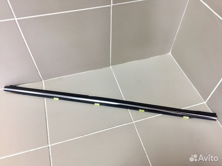 Молдинг перед лев стекла SsangYong Actyon Sports