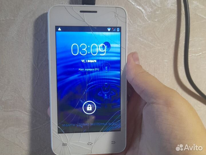 Fly FS403 Cumulus 1, 512 МБ