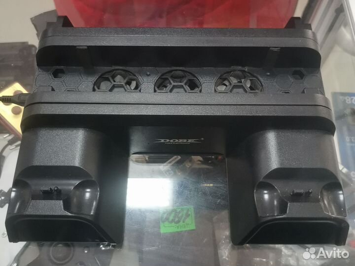 Подставка/докстанция PS4