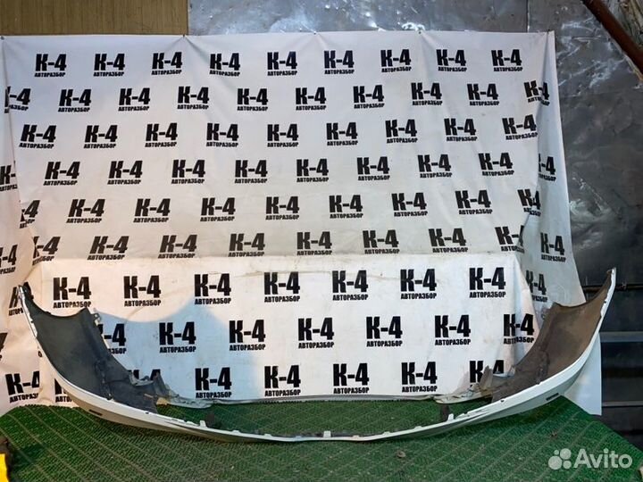 Бампер передний Toyota Camry