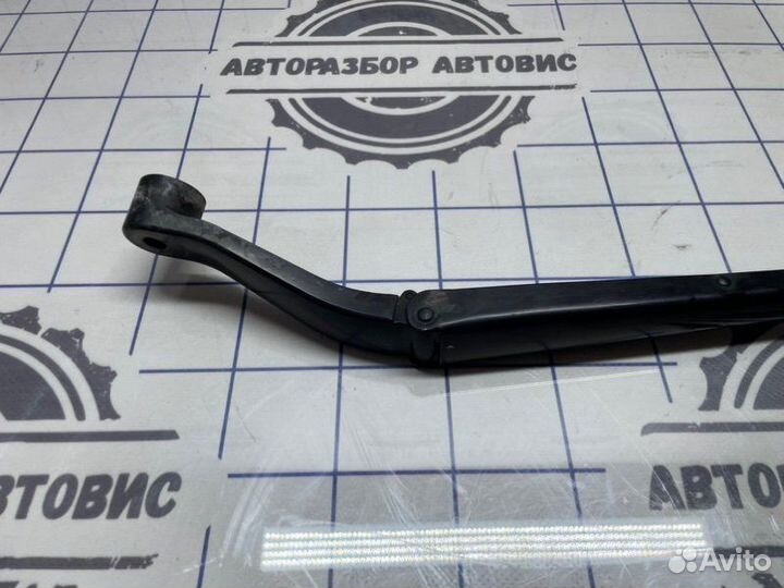 Дворник лобового стекла передний левый Mazda