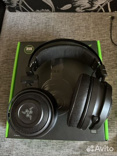 Беспроводные наушники razer nari