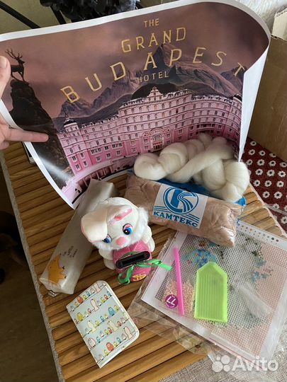 Игрушки пакетом для девочки отдам за шоколадку