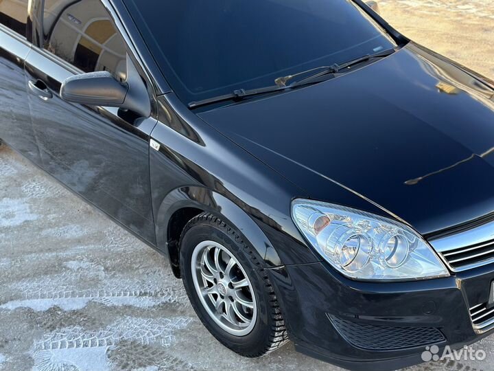 Opel Astra 1.6 МТ, 2008, 151 000 км