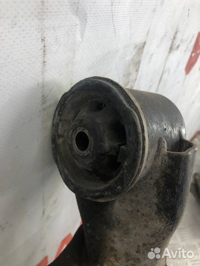 Балка Лада Ларгус