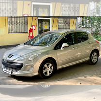 Peugeot 308 1.6 AT, 2008, 250 000 км, с пробегом, цена 425 000 руб.