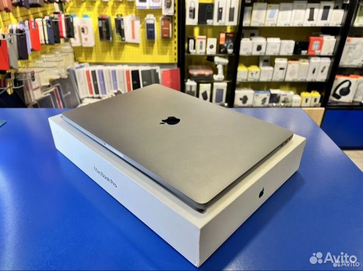 Apple macbook pro 16 2019 i7 512gb