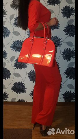 Аксессуары сумки женские разные