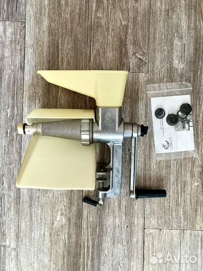 Соковыжималка механическая