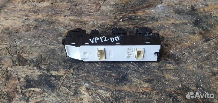 Блок управления стеклоподъемниками Mazda CX 5 201