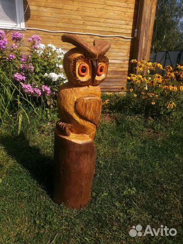 Скульптура совы из дерева для сада