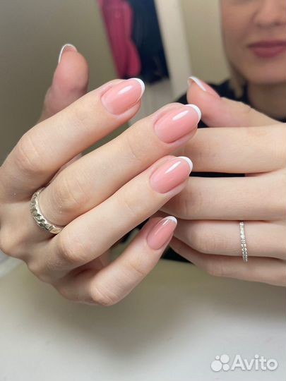 Мастер маникюра и педикюра