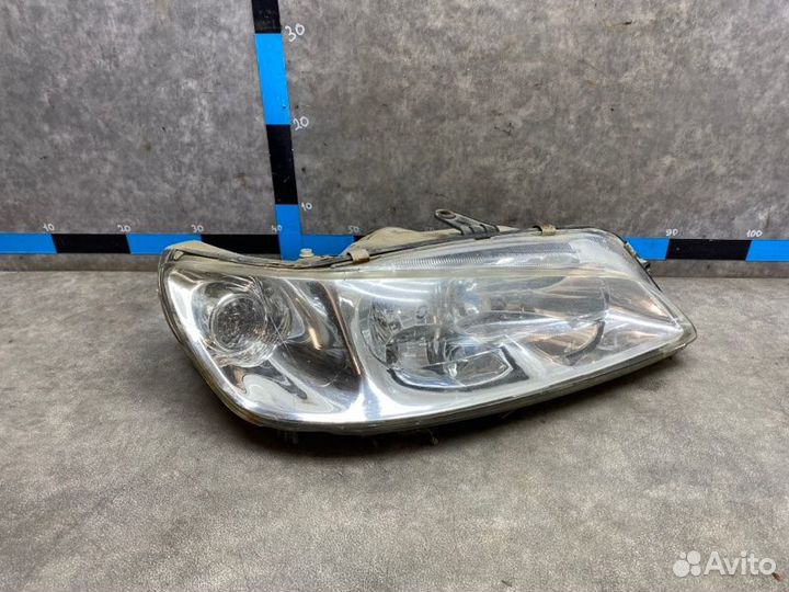 Фара передняя правая Peugeot 306 универсал 1.6 I