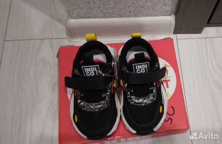 Новые кроссовки indigo kids 23 р