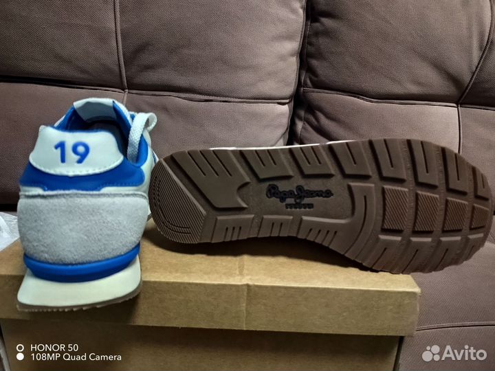 Кроссовки мужские 43 размера новые