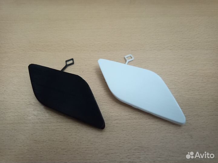 Заглушка буксировочного крюка перед Mercedes W212