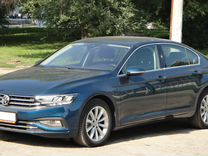 Volkswagen Passat 2.0 AMT, 2019, 67 000 км, с пробегом, цена 2 590 000 руб.