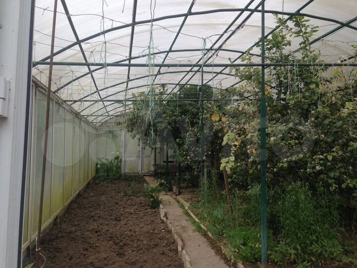 Дом 174 м² на участке 8,2 сот.